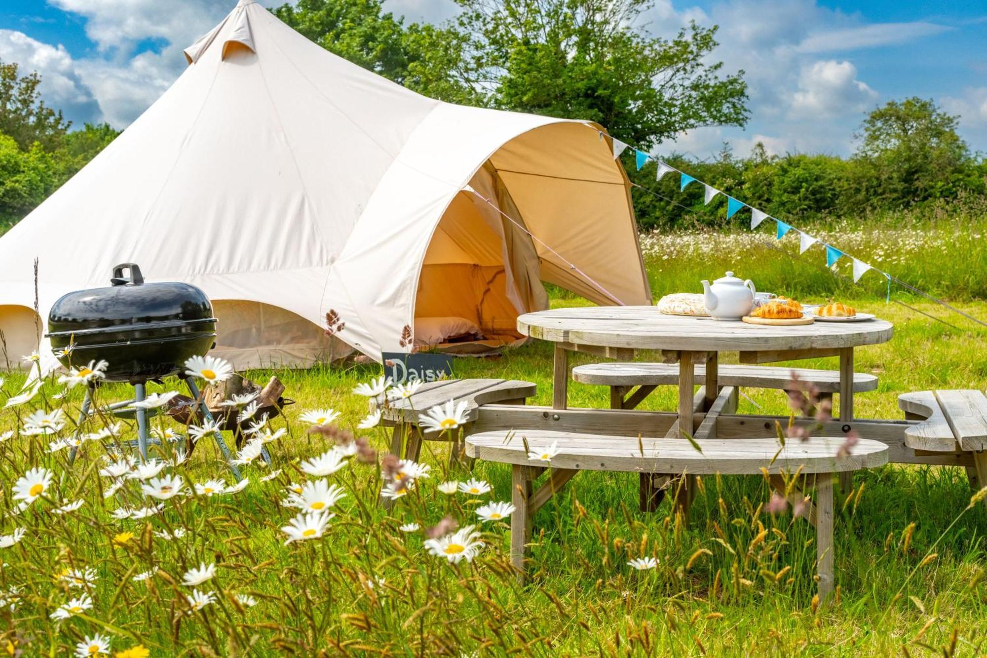 Cowslip At Blancas Bell Tents Villa Ringstead  Exterior foto