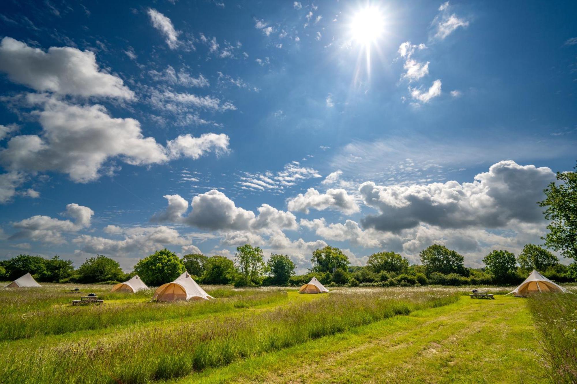 Cowslip At Blancas Bell Tents Villa Ringstead  Exterior foto